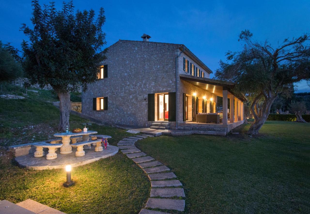 Villa Siquier - Luxury Retreat with Mountain Views Pollença Extérieur photo