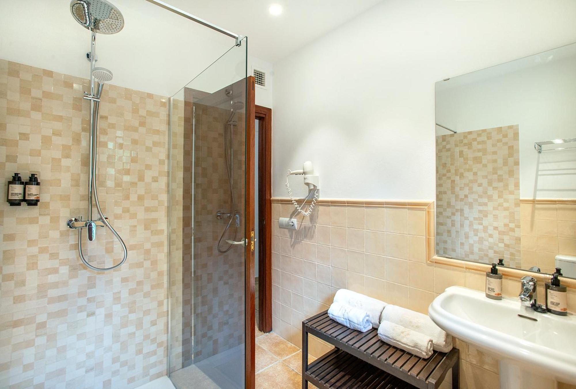 Villa Siquier - Luxury Retreat with Mountain Views Pollença Extérieur photo